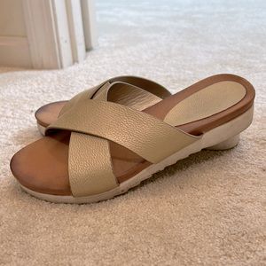 Strappy slip on sandals, size 8